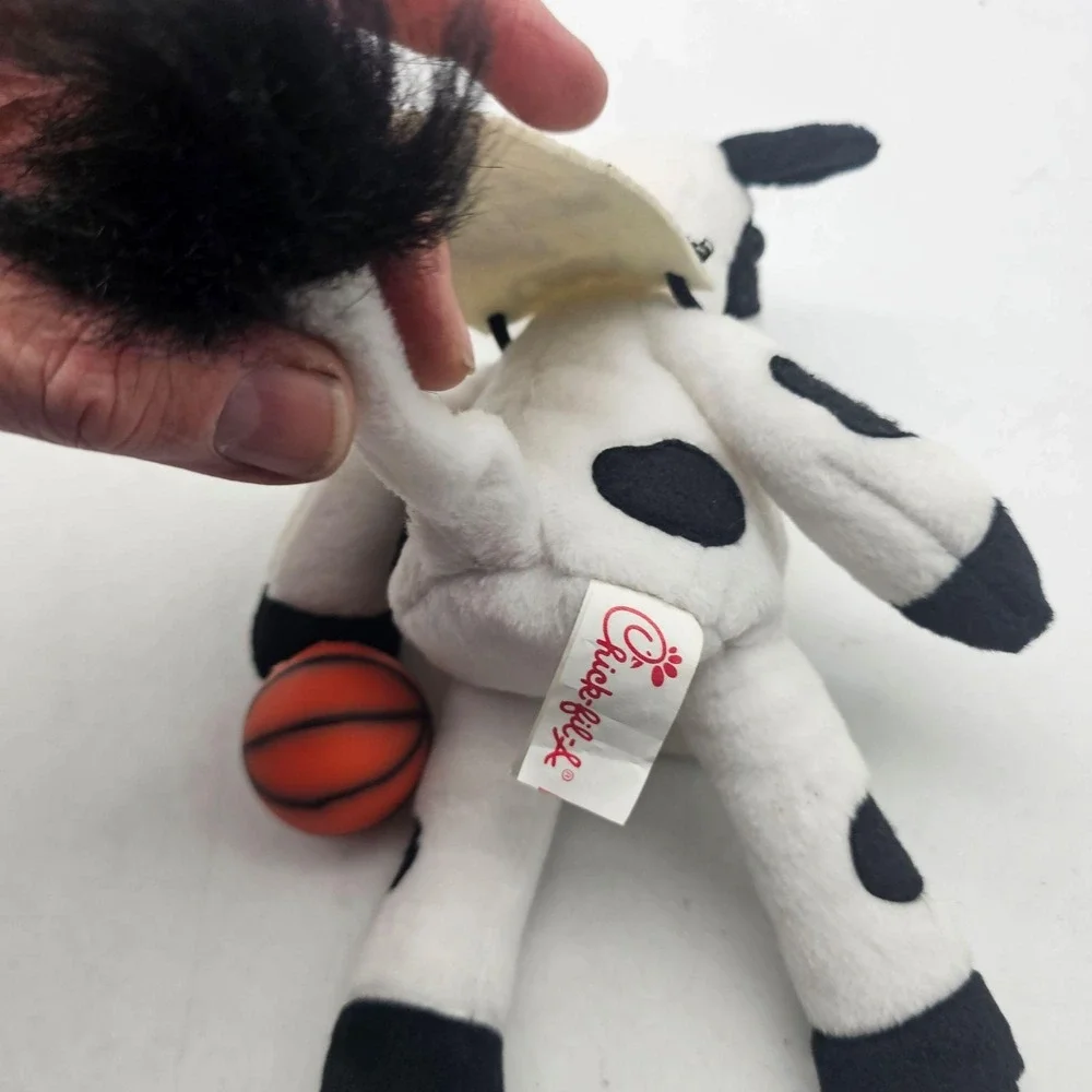 Chick-fil-A Go Deecuns Wake Forest Demon Deacons Basketball Cow Plush Rare Promo